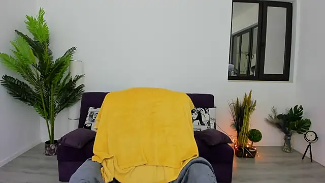 Nicolle Lexxy online show from 04/14/26, 03:45