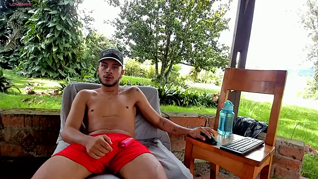 DilanAndres online show from 04/15/26, 03:19