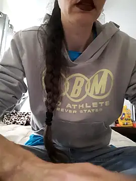 pimentinha02 online show from 04/28/26, 03:17