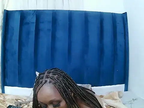 Snapshot of MelaniBbe chatting on 03/16/26, 09:19 MelaniBbe online show from 03/16/26, 09:19