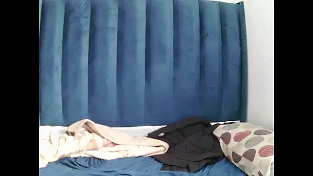 Snapshot of MelaniBbe chatting on 03/27/26, 10:15 MelaniBbe online show from 03/27/26, 10:15