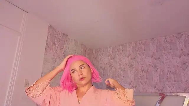 april summer  online show from 03/30/26, 08:43