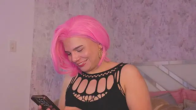 april summer  online show from 04/09/26, 09:09