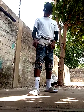 spittingpig1 online show from 03/26/26, 02:44