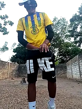 spittingpig1 online show from 04/13/26, 11:27