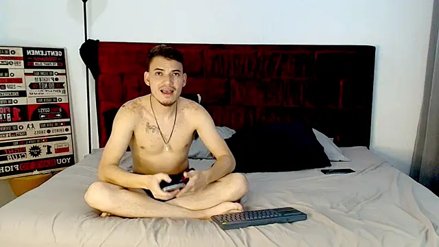 The Penthouse boys online show from 05/13/26, 02:31