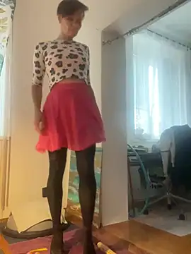 DtPORNBITCH online show from 07/06/26, 05:15
