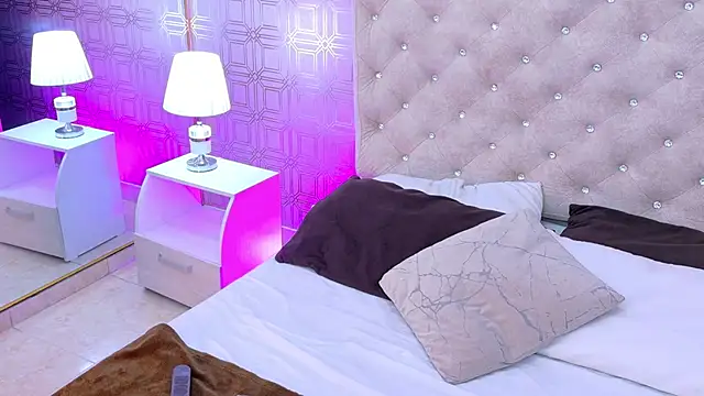 Zoey Fire online show from 04/13/26, 07:30