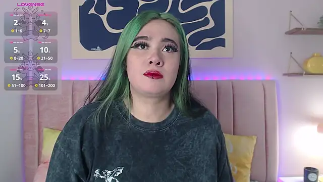 Liliith Zeniith online show from 04/06/26, 07:37