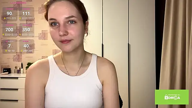 Snapshot of SamellaFlugum chatting on 03/13/26, 04:13 SamellaFlugum online show from 03/13/26, 04:13