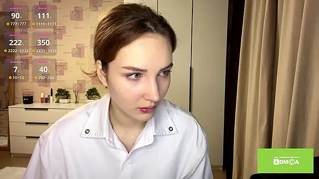 Snapshot of SamellaFlugum chatting on 03/21/26, 05:16 SamellaFlugum online show from 03/21/26, 05:16