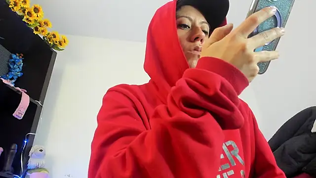 Snapshot of ItsAmara chatting on 03/27/26, 01:55 ItsAmara online show from 03/27/26, 01:55