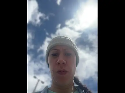 Snapshot of ItsAmara chatting on 04/11/26, 06:12 ItsAmara online show from 04/11/26, 06:12