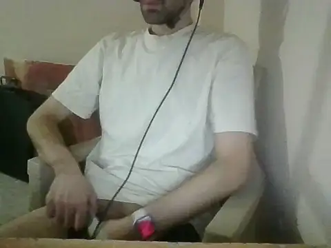 Bigfeet47dikcis17 online show from 04/19/26, 11:07