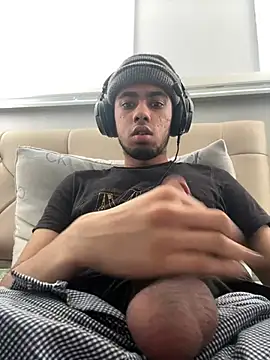 iLoveGirlsOnlyStr8Asf online show from 04/08/26, 04:51