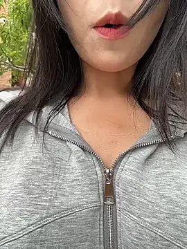 kara-tt online show from 04/12/26, 02:38