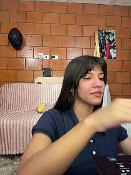 xayah cute online show from 04/15/26, 05:36