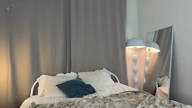 Snapshot of JuicySweetBliss chatting on 04/08/26, 07:36 JuicySweetBliss online show from 04/08/26, 07:36