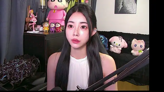 Snapshot of XiaoYuBao- chatting on 03/21/26, 07:46 XiaoYuBao- online show from 03/21/26, 07:46