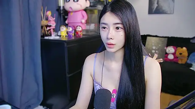 Snapshot of XiaoYuBao- chatting on 04/08/26, 05:18 XiaoYuBao- online show from 04/08/26, 05:18