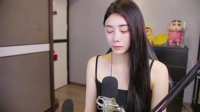 XiaoYuBao- online show from 05/18/26, 01:39