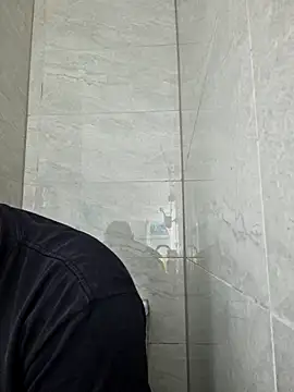 bigmillz32 online show from 04/15/26, 04:47