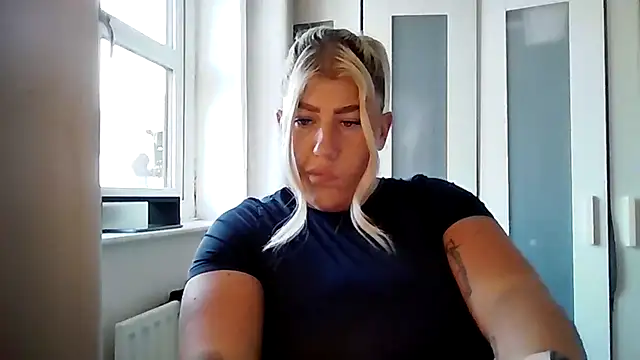 Snapshot of Lexi_Laura chatting on 03/21/26, 05:16 Lexi Laura online show from 03/21/26, 05:16