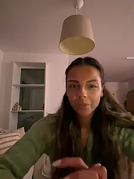 SweetLillySugar online show from 04/01/26, 09:12