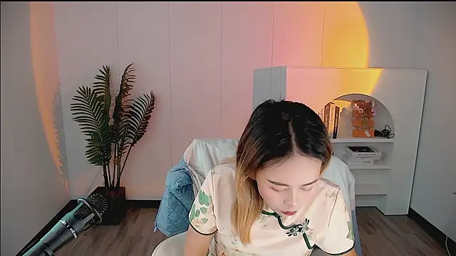 zhoulan-bb online show from 04/01/26, 02:23