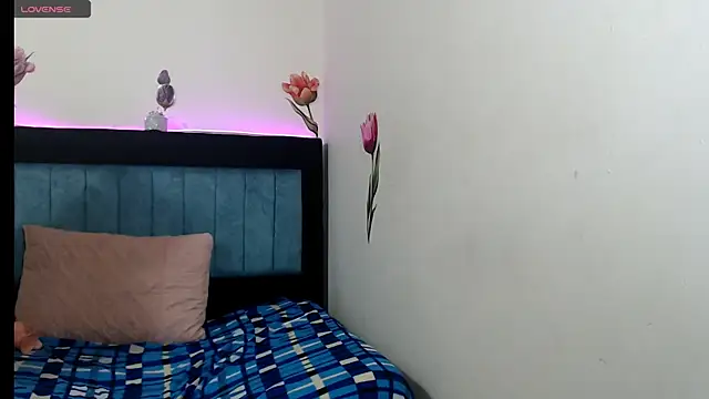 Snapshot of KARLYXS chatting on 04/11/26, 12:31 KARLYXS online show from 04/11/26, 12:31