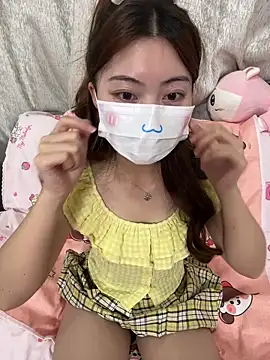 Snapshot of tiantian_niu chatting on 03/31/26, 01:33 tiantian niu online show from 03/31/26, 01:33