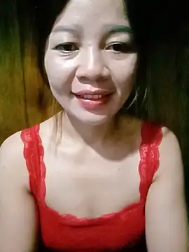 Yiyi102300 online show from 05/17/26, 08:38