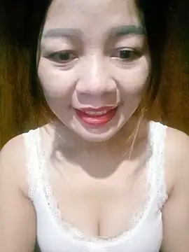 Yiyi102300 online show from 06/01/26, 11:06
