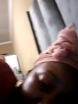 Snapshot of Prettylicou chatting on 03/28/26, 01:38 Prettylicou online show from 03/28/26, 01:38