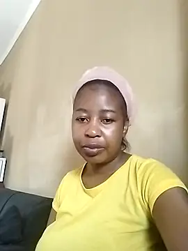 Snapshot of Prettylicou chatting on 04/10/26, 10:20 Prettylicou online show from 04/10/26, 10:20