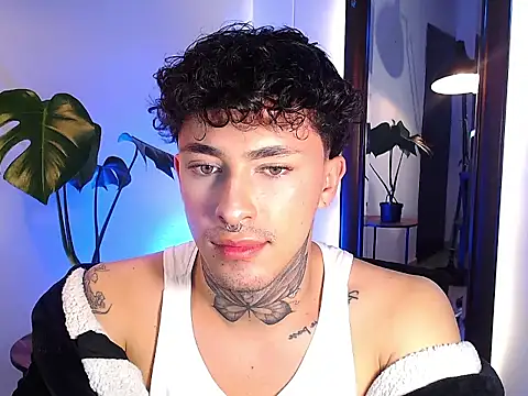 stevennavarro online show from 03/19/26, 01:09