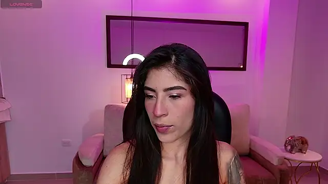 Ninna Asppen  online show from 03/23/26, 04:49