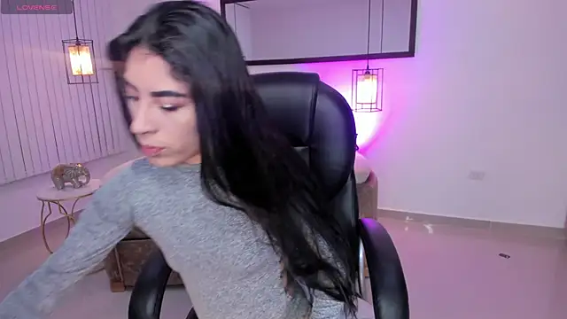 Ninna Asppen  online show from 04/04/26, 05:06