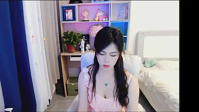 Snapshot of coke-123 chatting on 04/11/26, 11:47 coke-123 online show from 04/11/26, 11:47