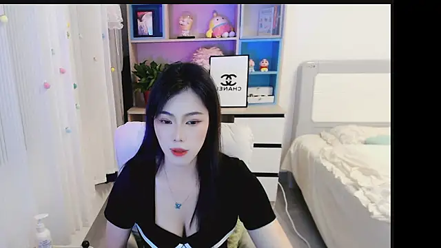 Snapshot of coke-123 chatting on 04/16/26, 12:06 coke-123 online show from 04/16/26, 12:06