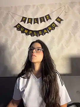 MiaMillers28 online show from 04/14/26, 09:04