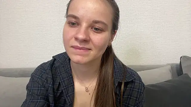 Snapshot of Liabae chatting on 04/10/26, 04:12 Liabae online show from 04/10/26, 04:12