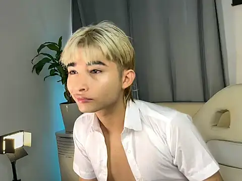 angel yuhogg online show from 07/03/26, 07:31