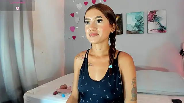 Evha GalaW online show from 03/27/26, 12:49