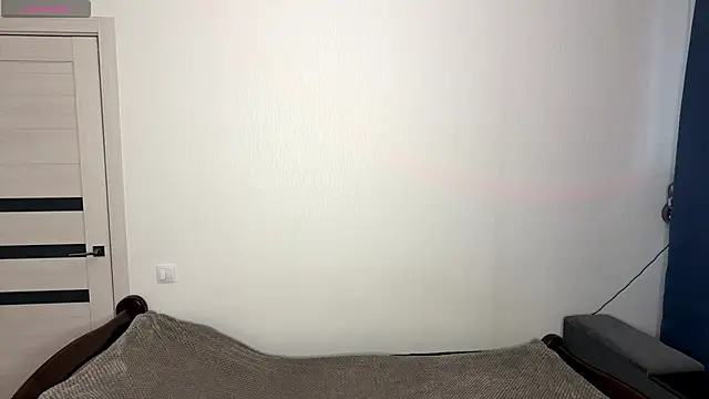 SweetiLun online show from 04/14/26, 03:18