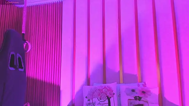 naughty stefa online show from 05/11/26, 01:33