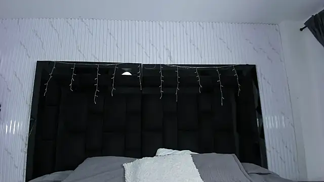 Snapshot of JeanneWilliams chatting on 03/22/26, 12:08 JeanneWilliams online show from 03/22/26, 12:08