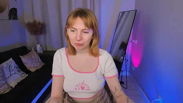 susie miu online show from 04/01/26, 06:03