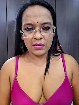 hornyrosy321 online show from 05/31/26, 06:09