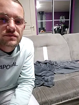 Madame-Monsieur-X online show from 03/13/26, 07:53